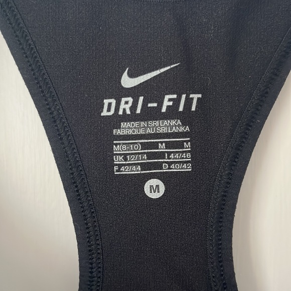 Nike workout top - Picture 3 of 4